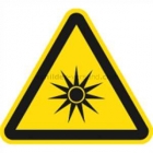 Warnung vor optischer Strahlung nach ISO 7010 (W 027)